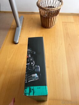 Replika LEGO Technic Mercedes-AMG F1 (Lepin) - 4