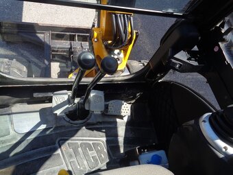 Pásový bagr JCB 8026 CTS - 4