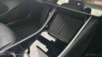Tesla Model 3. Performance - 4