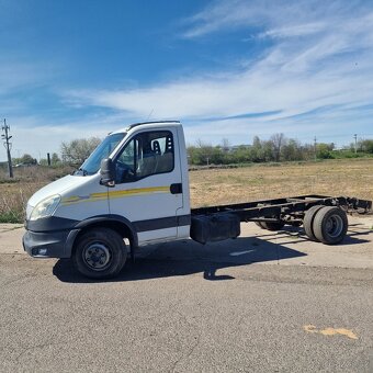 Iveco Daily 35 50 C - 6t.vozidlo bez nástavby. - 4