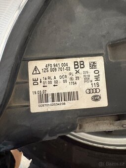 Na predaj originálne bi-xenon svetlometyAudiA6 C6 (2004–201 - 4