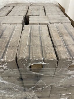 Pelety + Brikety - 4