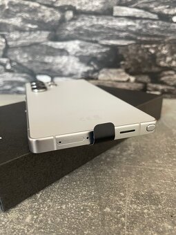Samsungu Galaxy S25 Ultra - 4