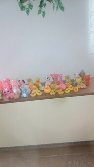 STARÉ FUNKČNÍ GUMOVÉ PÍSKACÍ HRAČKY - 4