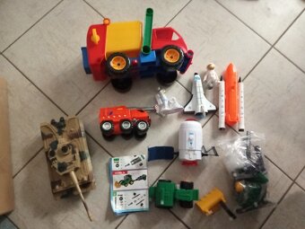 Tatra, náklaďák, bagr,popeláři, koník, Lego, hračky do vody - 4