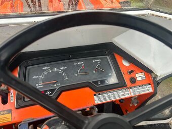 Kubota R410 mini nakladač - 4