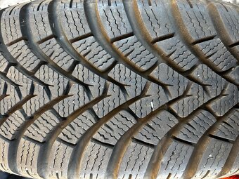 Toyota Yaris hybrid, 175/65/15 T zimní sada - 4