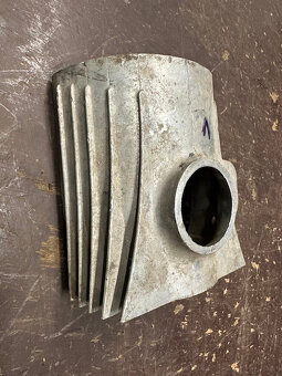 Predám kryt karburátoru JAWA ČZ 125 175 250 - 4