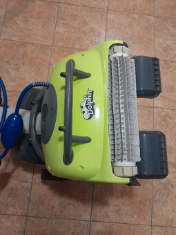 Vysavač bazénový - 4