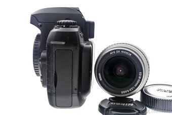 Zrcadlovka Nikon D100 + 18-55mm - 4