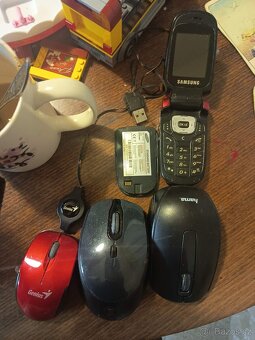 Příslušenství k elektronickým zařízením - 4