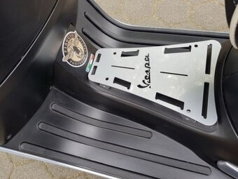 Vespa GTS 300 SS německý model, rok 82013, TÜV nová, 2759 km - 4