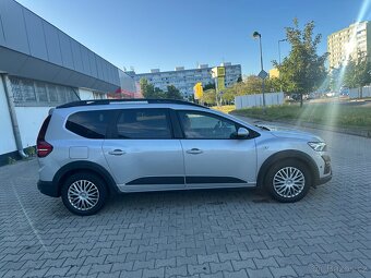 Prodam dacia jogger benzin 1.0 +LPG rv 2022 najeto 200tis - 4