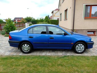 TOYOTA AVENSIS 1.6 BA,PŮVOD ČR,TAŽNÉ,EKO PLACENO,KLIMA - 4