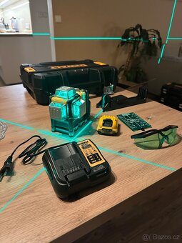 DeWalt laser 360 stavební - 4