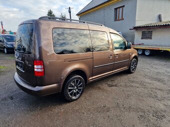 Volkswagen CADDY MAXI 1,6TDI 7 SEDADEL - 4