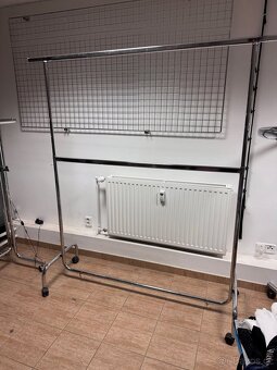 Prodejní stojany, věšáky - 4