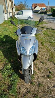 Piaggio X7 - 4