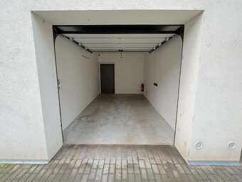 Pronájem garáže s elektřinou - Gagarinova, Znojmo - 4