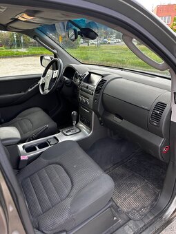 Nissan Pathfinder R51 2.5 dCi 4x4 AUTOMAT, 7 míst - 4