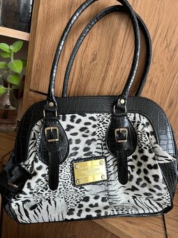Kabelka zn.Louis Vuitton - 4