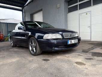 Volvo c70 2.0t 166kw - 4