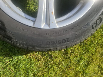 Sada letních kol na auto značky Renault - 205/60 R16 - 4