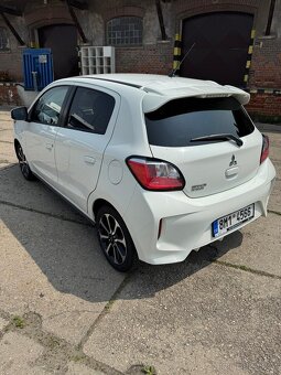 Mitsubishi - 4