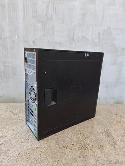 HP Z420 Workstation - stolní počítač - 4