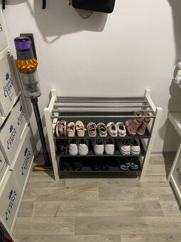 IKEA | bílý nerez botník TJUSIG & podložky BAGGMUCK - 4