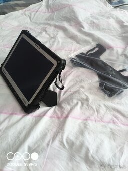 Panasonic CF 33 - 4