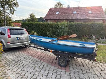 Prodám laminátovou loď s vlekem na SPZ - 4