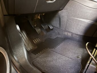 Rodinný a Úsporný Vůz: Renault Scénic 1.5 dCi, 7 MÍST - 4