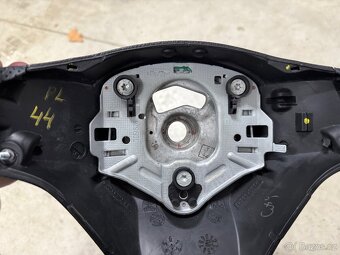 BMW E90/91/92/93 volant M paket - 4