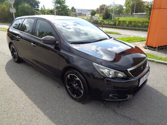 PEUGEOT 308 SW 1.5 HDi ALLURE - 4