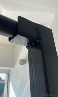 Kovový štendr stojan na oblečení - 4