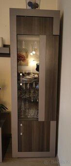 Prodám nábytkovou obývací sestavu - 4