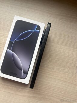 Iphone 16 Pro Max 256GB Černý titan. - 4