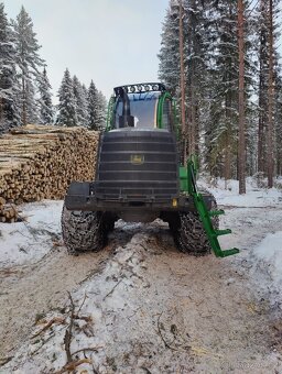Vyvážecí souprava JOHN DEERE 1110G - 4