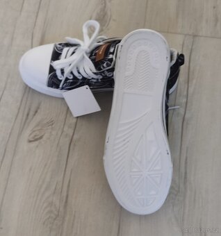 nové tenisky zn. alpine pro. vel.38 - 4