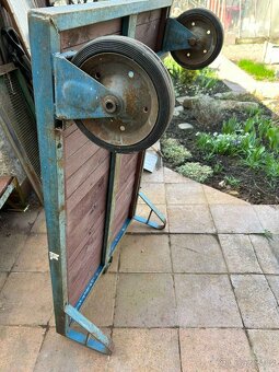 Prodám 3 vozíky - 4