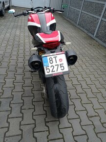 Ducati Monster 796 - 4