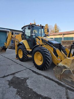 Caterpillar - 4