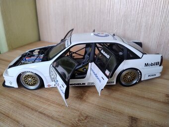Opel Omega 1:18 - 4