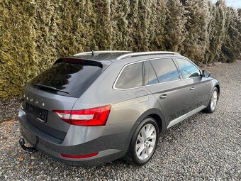 Škoda Superb 2.0 TDI 110 kW DSG STYLE - 4