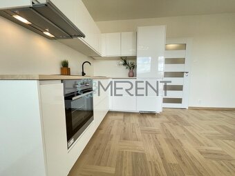 Pronájem bytu 4+kk, 75m² + lodžie - Praha - Modřany, ul. Per - 4