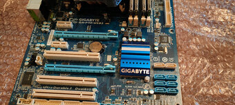 MB Gigabyte+i5-760+CPU Fan Arctic+16GB RAM DDR3 - 4