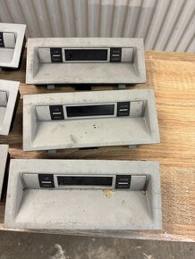 Displej a ovládací panel s časovačem Webasto VW T6 - 4
