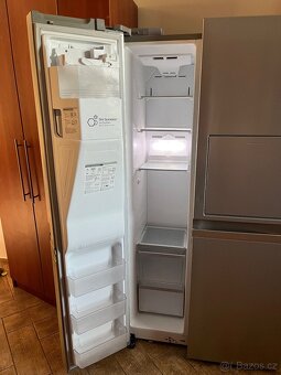 Americká lednice LG - 4