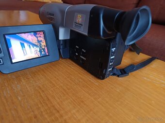 Video kamera Canon UC-V10 Hi 8mm - 4